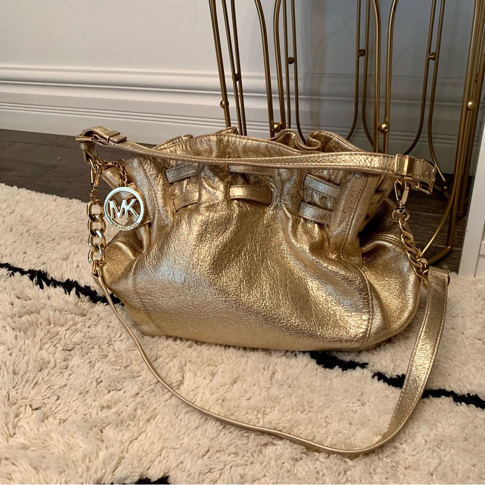 Michael Kors in gold